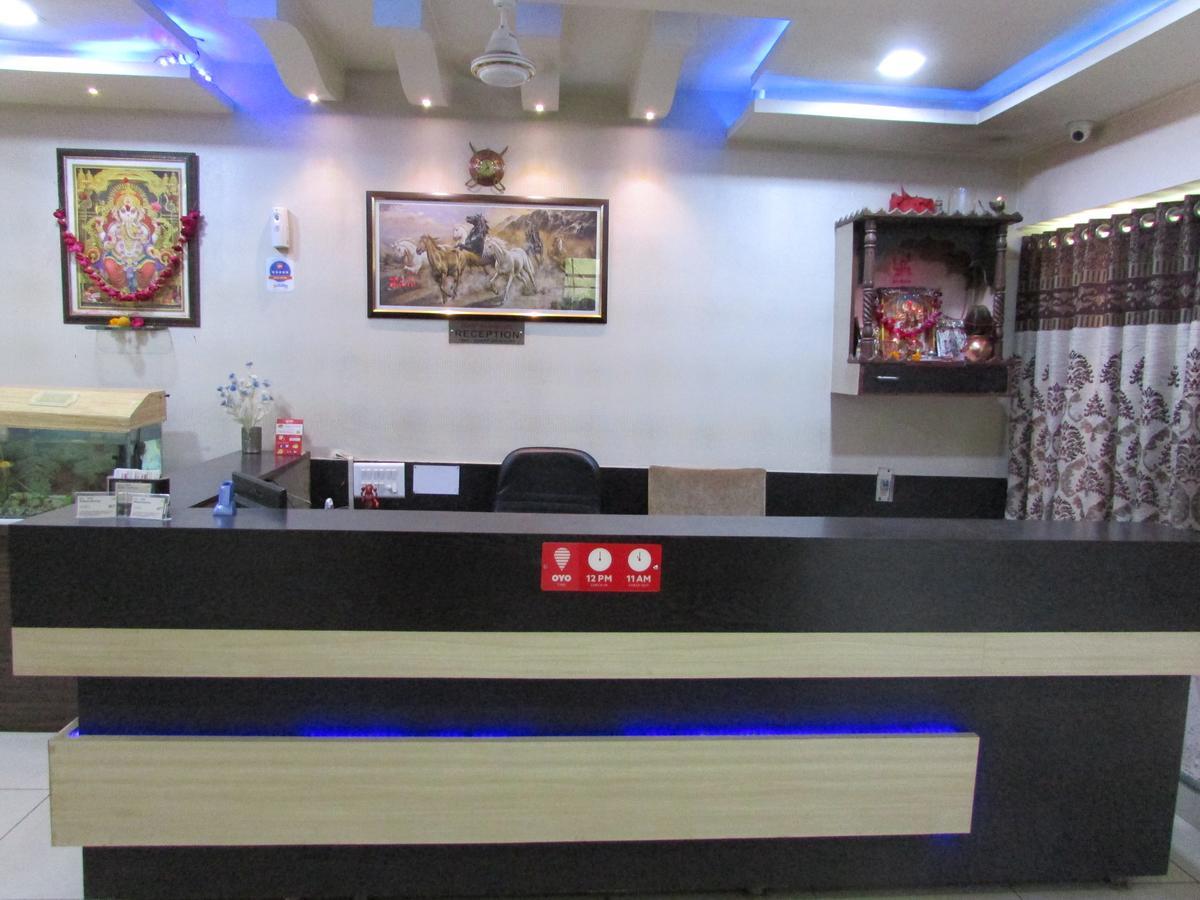 Hotel Neelkanth Residency Gandhinagar Exterior foto