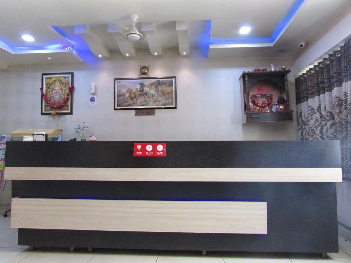 Hotel Neelkanth Residency Gandhinagar Exterior foto